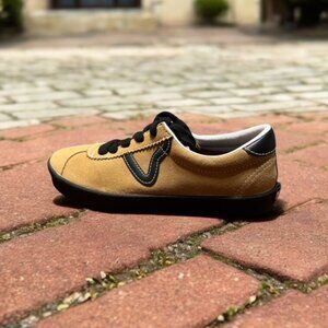 Unisex VANS Sport Low Suede Sneakers